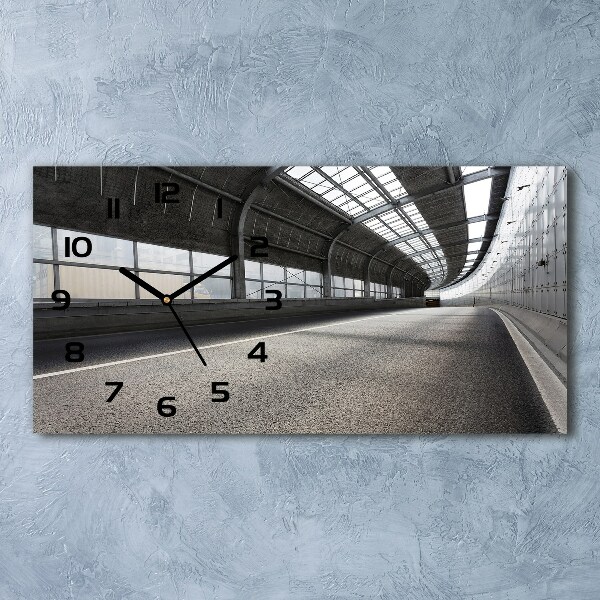 Langwerpige wandklok van glas Weg in de tunnel