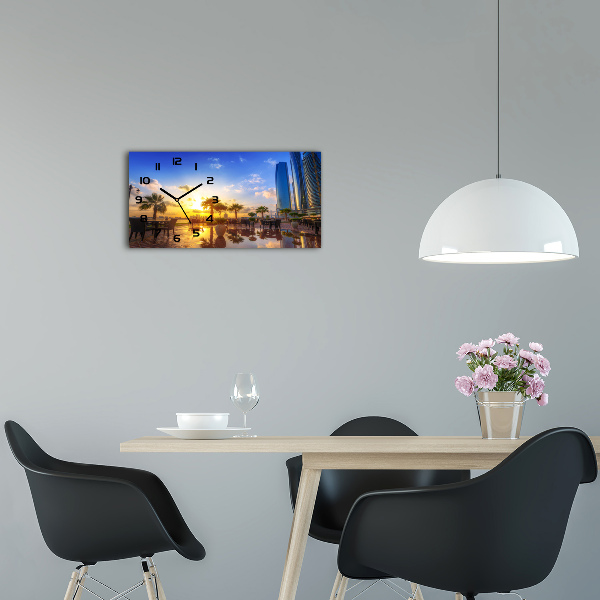 Glazen klok horizontaal Abu Dhabi Oost