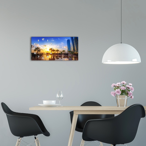 Glazen klok horizontaal Abu Dhabi Oost