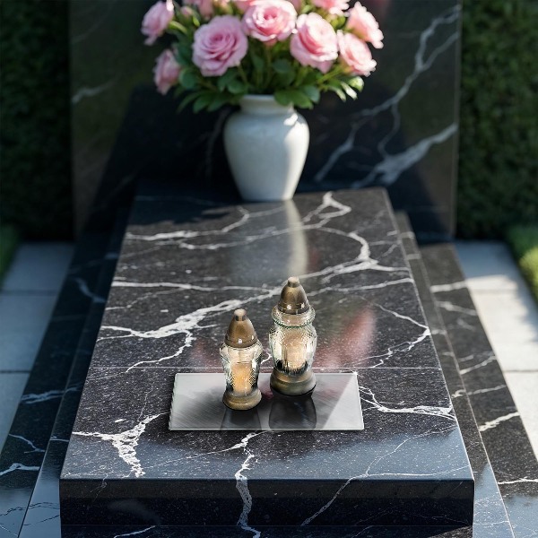 Glasplaat voor grafkaars Achtergrond met metaalstructuur