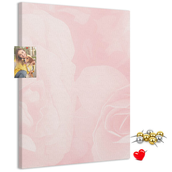 Kurk bedrukken met fijne roze rozen op de achtergrond