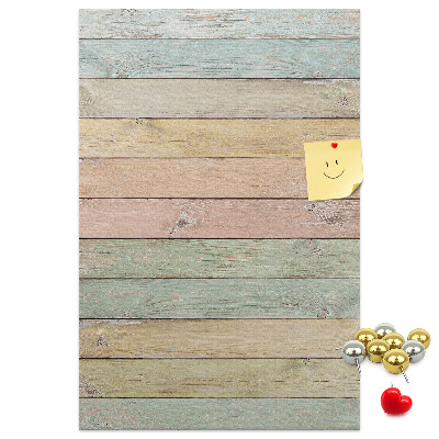 Memobord van kurk in rustieke pastelkleuren