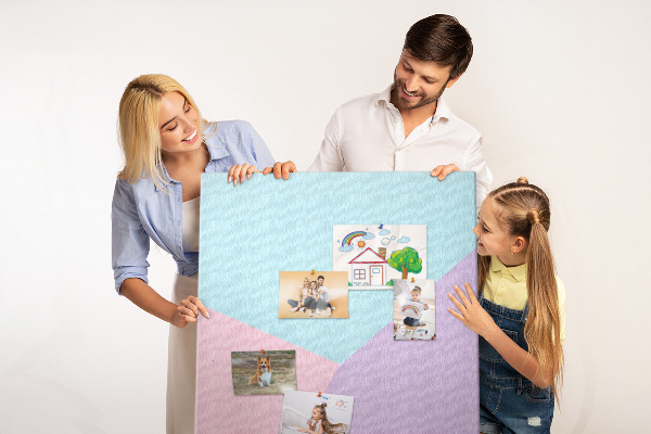 Memobord van kurk geometrische vormen in pasteltinten