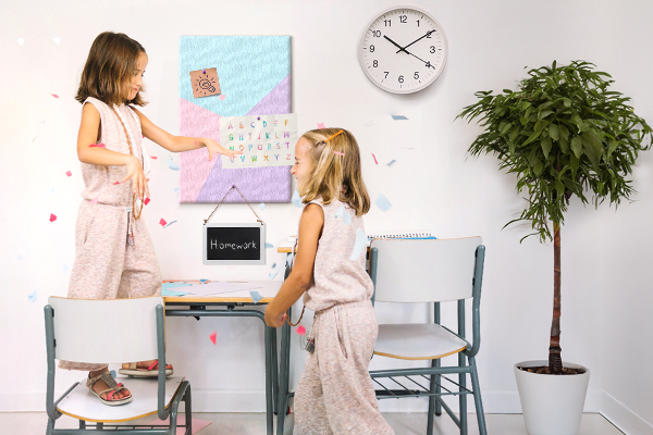 Memobord van kurk geometrische vormen in pasteltinten