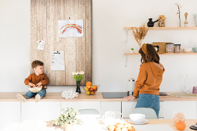 Kurken prikbord met natuurlijke houten plankendessin