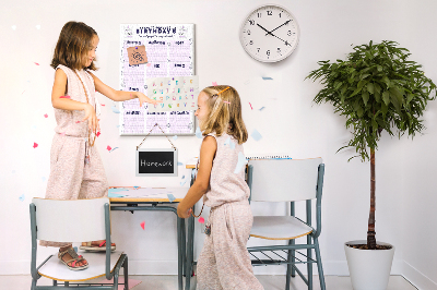 Kurken memobord verjaardagskalender met kleurrijke ballonnen