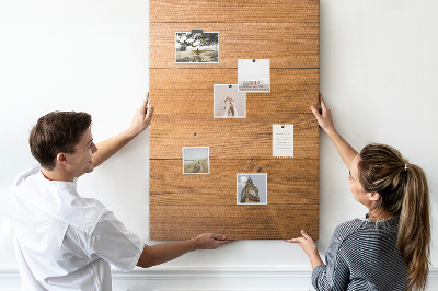 Kurken prikbord met een natuurlijke houten uitstraling in warme tinten