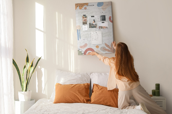Bedrukte kurk planner met abstracte vormen