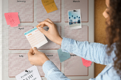 Prikbord van kurk verjaardagskalender met ruimte voor notities