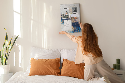 Memobord van kurk met abstract patroon in blauwe tinten
