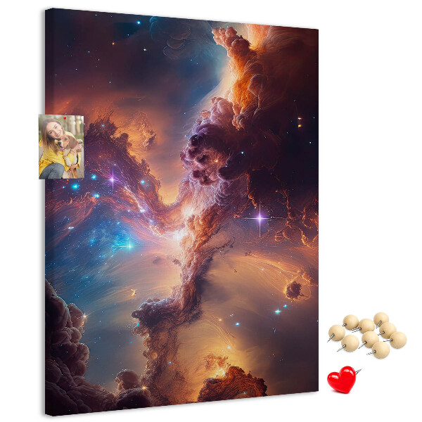 Memobord van kurk met motief van een kleurrijk sterrenstelsel