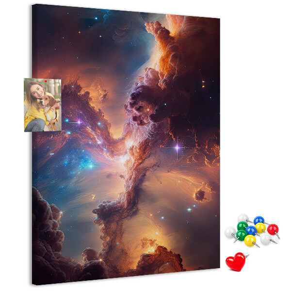 Memobord van kurk met motief van een kleurrijk sterrenstelsel