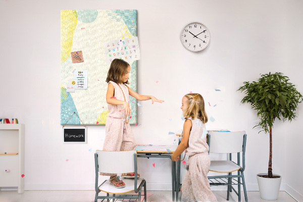 Kurk met bedrukking kleurrijke vormen in delicate tinten