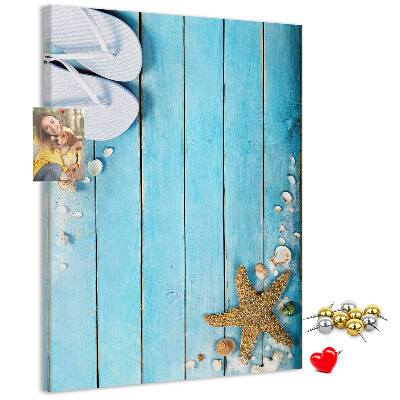 Strandslippers met eigen bedrukking op een blauw board