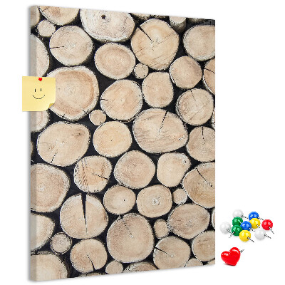 Kurken memobord met houten frame in een natuurlijke opstelling