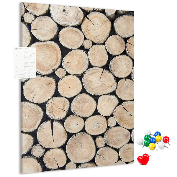 Kurken memobord met houten frame in een natuurlijke opstelling