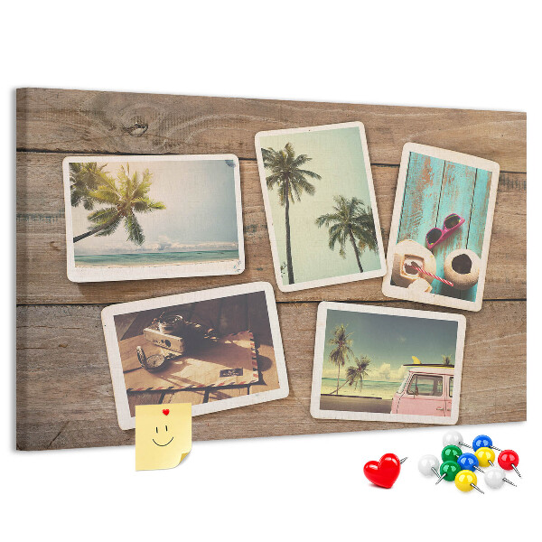 Kurkbord met souvenirfoto's van een tropische vakantie