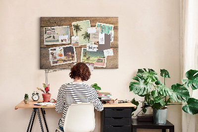 Kurkbord met souvenirfoto's van een tropische vakantie