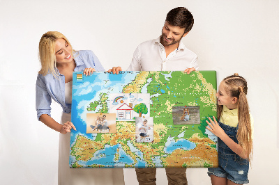 Kurk prikbord met een kaart van Europa en geografische aanduidingen