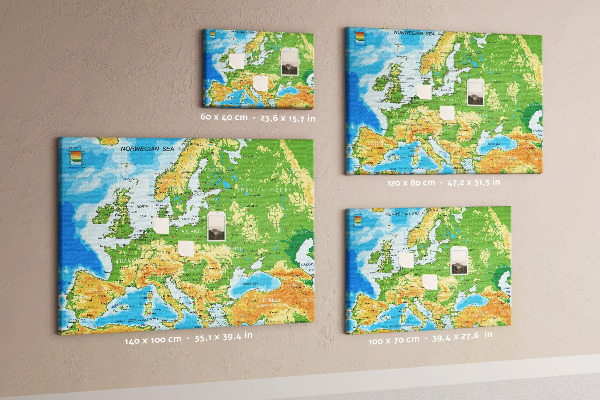 Kurk prikbord met een kaart van Europa en geografische aanduidingen