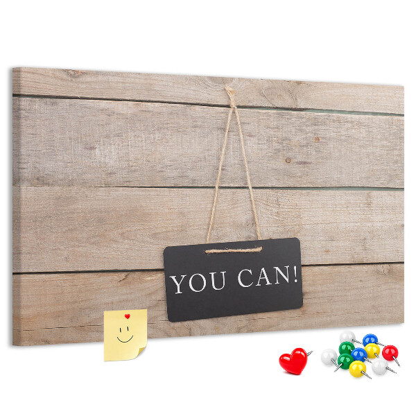 met een motiverend motief op een houten achtergrond