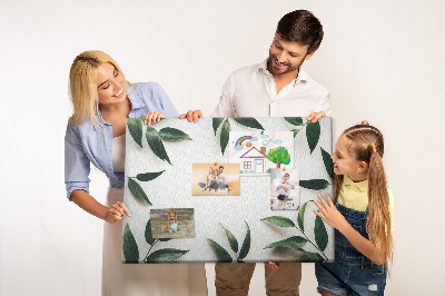 Prikbord met een delicate en minimalistische bladerenprint