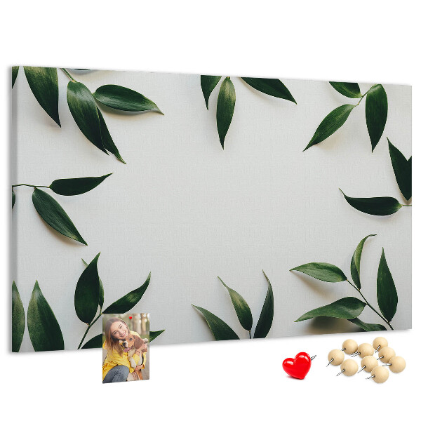 Prikbord met een delicate en minimalistische bladerenprint