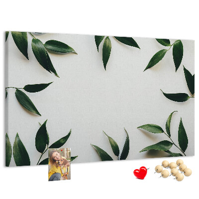 Prikbord met een delicate en minimalistische bladerenprint