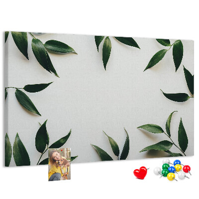 Prikbord met een delicate en minimalistische bladerenprint
