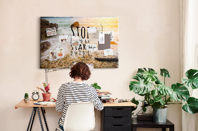Kurk prikbord met een motief dat inspireert tot activiteiten aan zee
