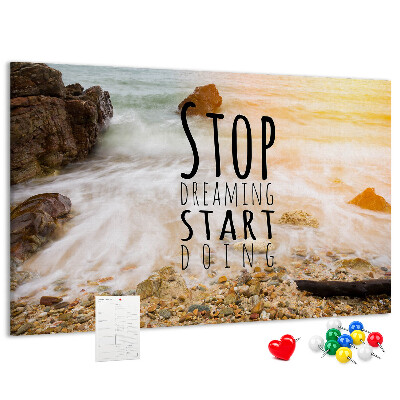Kurk prikbord met een motief dat inspireert tot activiteiten aan zee