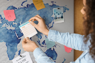 Wereldkaart van blauwe aquarelverf kurkbord