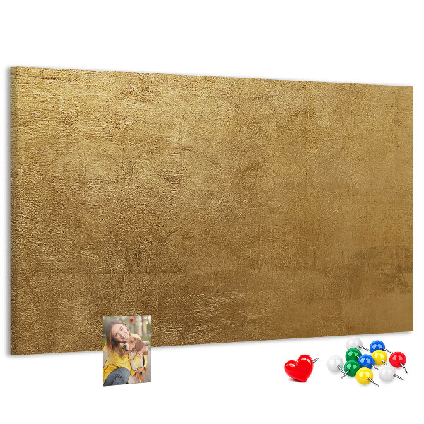 Kurk prikbord met een gouden textuur in een minimalistische stijl