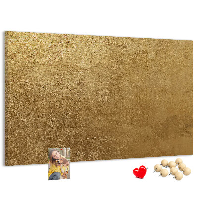 Kurk prikbord met een gouden textuur in een minimalistische stijl