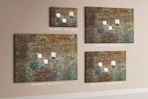 Prikbord met roestig oppervlak en blauwe accenten