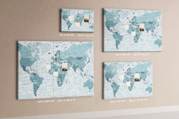 Prikbord wereldkaart in verschillende blauwtinten