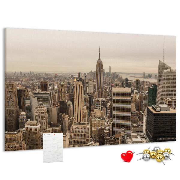 Prikbord met de skyline van New York en wolkenkrabbers
