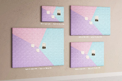 Prikbord met geometrische vormen in pastelkleuren