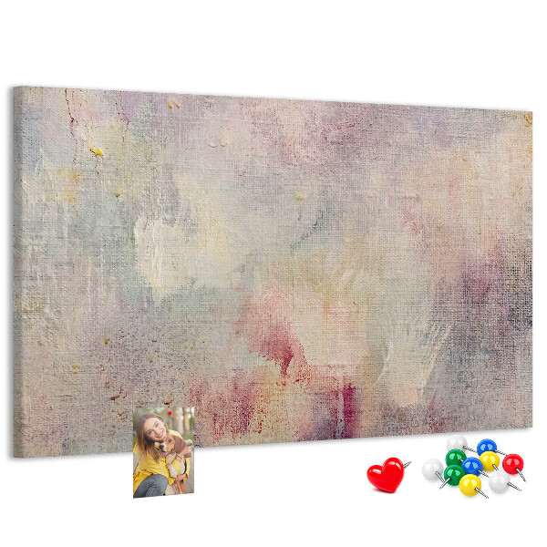 Kurken prikbord met een achtergrond in subtiele pastelkleuren