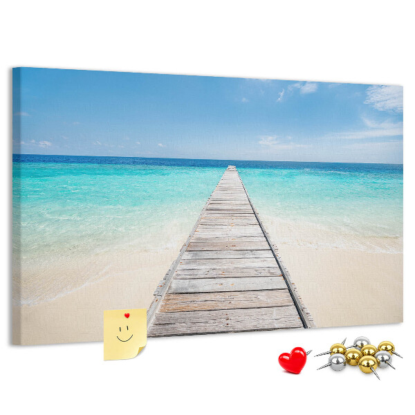 Prikbord met een rustige pier in een tropisch paradijs