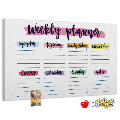 Kurkbord weekplanner met kleurrijke accenten