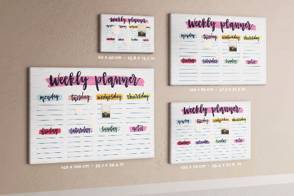 Kurkbord weekplanner met kleurrijke accenten