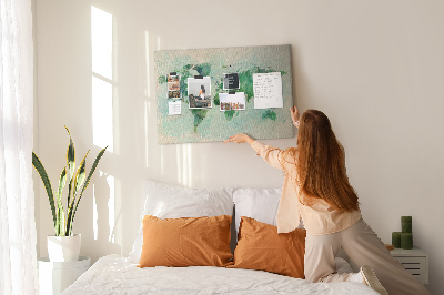 Kurk prikbord met groene aquarel wereldkaart