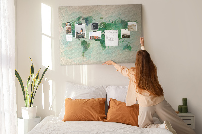 Kurk prikbord met groene aquarel wereldkaart