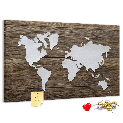 Kurk prikbord met een wereldkaart op een houten achtergrond