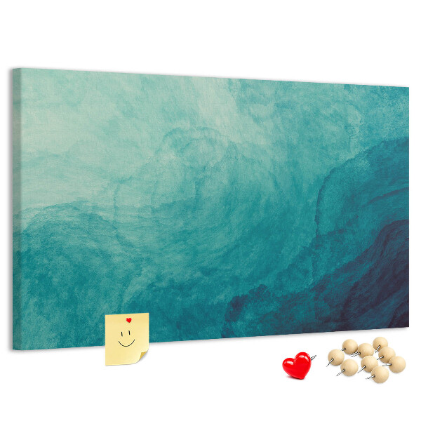 Kurk prikbord met een afbeelding van blauwe golven in een vredige compositie