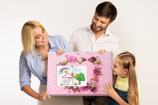 Prikbord met hartvormig bloemenpatroon