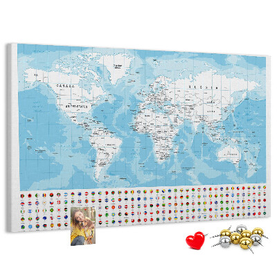 Prikbord wereldkaart met gekleurde spelden