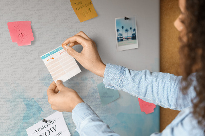 Prikbord met een achtergrond van fijne blauwe aquarelgolven