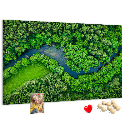 Kurk prikbord met een afbeelding van een groen landschap met een kronkelende rivier